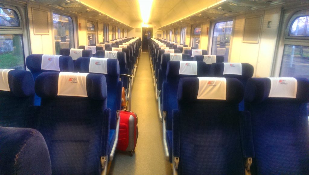 wnętrze wagonu -pkp