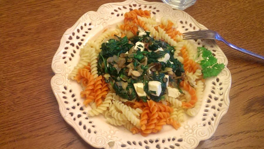 makaron ze szpinakiem i fetą
