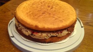 przygptowanie tortu czekoladowego